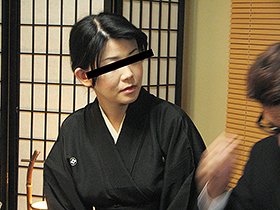 秘蔵版 未亡人8時間コレクション　サンプル画像01